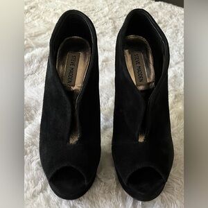 Steve Madden Black Suede Leather Peep Toe Stiletto Heels size 8